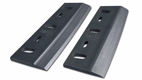 Utskiftbare kniver for Krone Big X, tilpasset gras- eller maisinnhøsting.