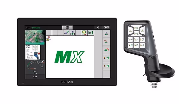 CCI 1200 display og DGPS-mottaker for styring av Krone MX silofôrvogn.