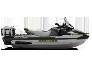 Studiobilde av en Sea-Doo FishPro Apex sett fra siden.