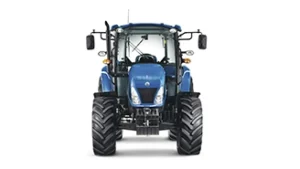 Studiobilde av New Holland T4.55