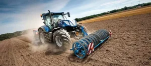 T7 SWB Blue Power traktor i et elegant design, med fokus på stil og kraft.